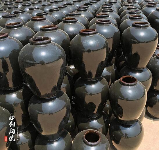 宜興50斤陶瓷酒壇子廠家