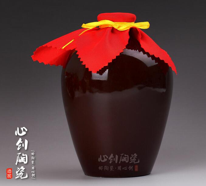 宜興小口的陶瓷酒壇